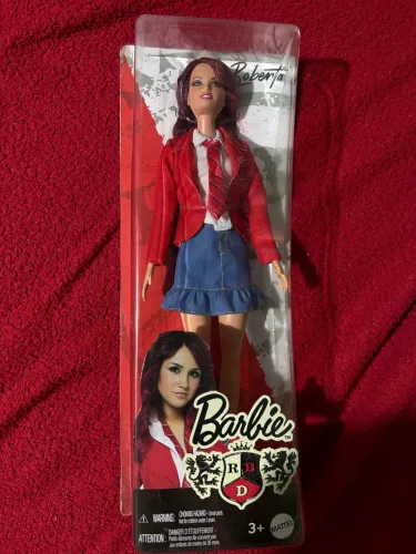 Boneca Barbie RBD Mattel - Roberta (Na Caixa)