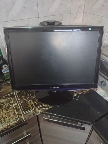 Monitor Samsung com defeito, não liga