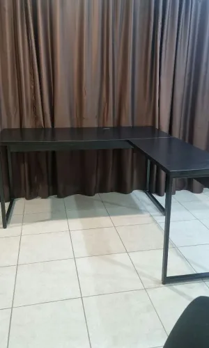 Mesa Escrivaninha Industrial Preta em L