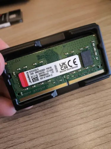Memória Kingston DDR4 3200MHZ 16gb