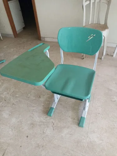 Cadeira escolar 