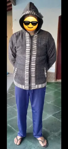 Casaco muito novo.