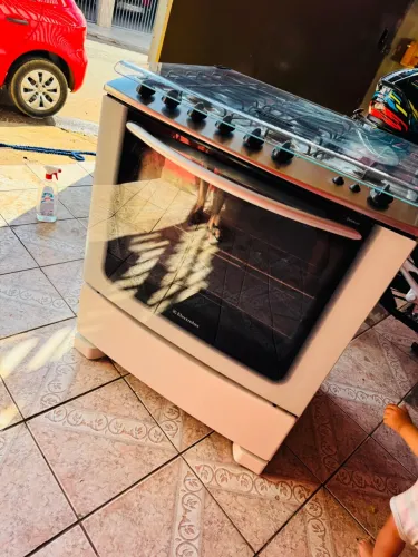 Vendo Fogão 6 bocas 
