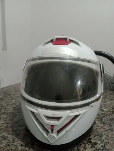 Vende-se Capacete pro Tork evo G8 Tam 58