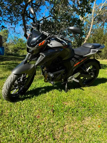 Yamaha Fz25 Cinza ABS único dono