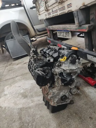 Motor Firefly 4 e 3 cilindros 