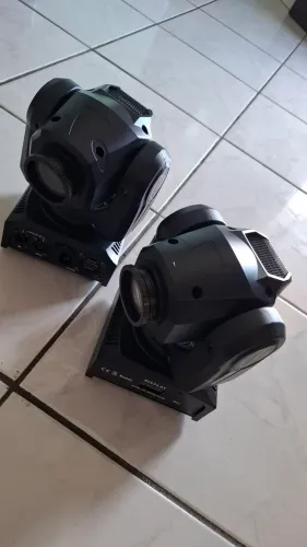 Par de Moving Head 30w 8 cores 8 desenhos 