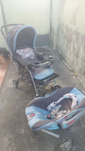 ? Conjunto Cosco - Carrinho + Bebê Conforto<br>R$ 450
