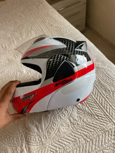 Vende-se Capacete Pro Tork V-Pro Jet 2 Carbon.