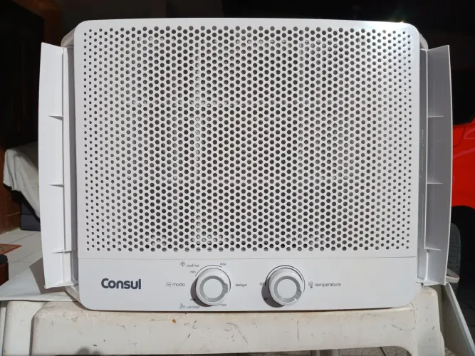 AR-CONDICIONADO CONSUL 7500 BTU JANELA