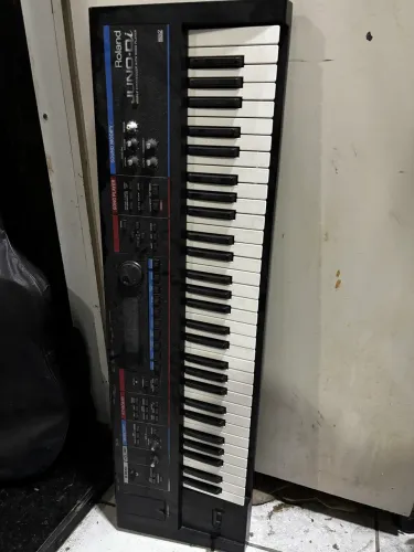 Teclado Roland Juno DI
