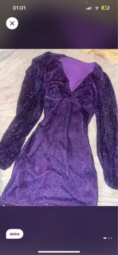 Vestido roxo festa curto brilho