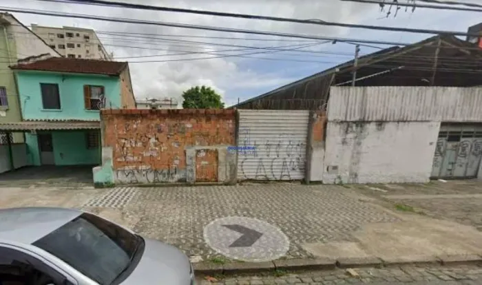 Terreno para venda, com aproximadamente 1600m², na Vila Mathias - Santos - SP