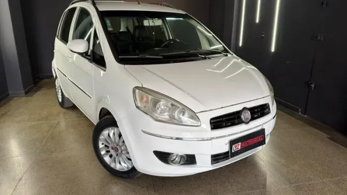 Fiat Idea Essence 1.6 Flex 16V 5P 2011