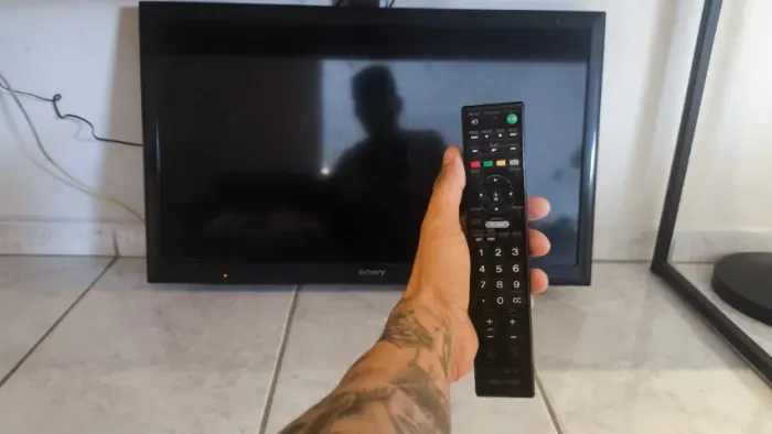 Televisão Sony bravia 32 Pol funcionando normal 