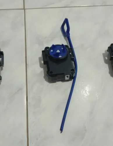 Lançador de cremalheira azul - beyblade x