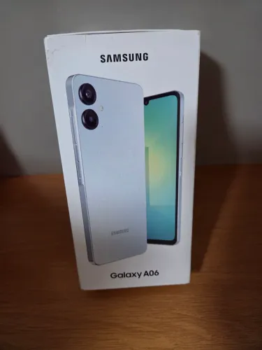 Galaxy A06 5G - semi novo 