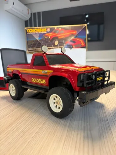 Colossus brinquedo antigo estrela RC
