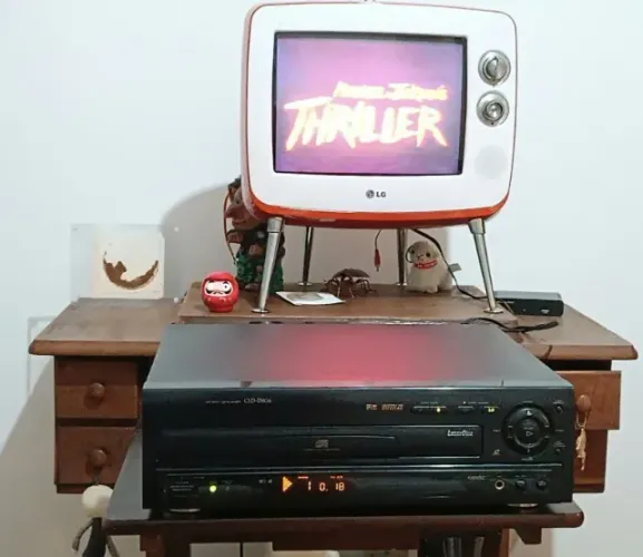 Pioneer CLD-D504 LaserDisc | + 16 discos