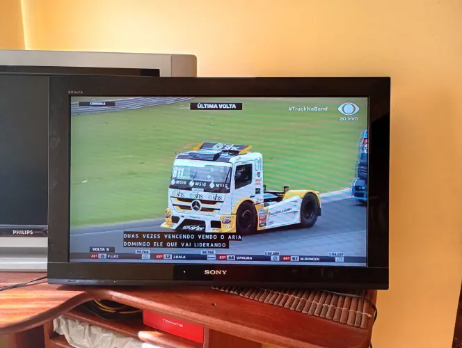 Televisão Sony 32 perfeita ler descrição 