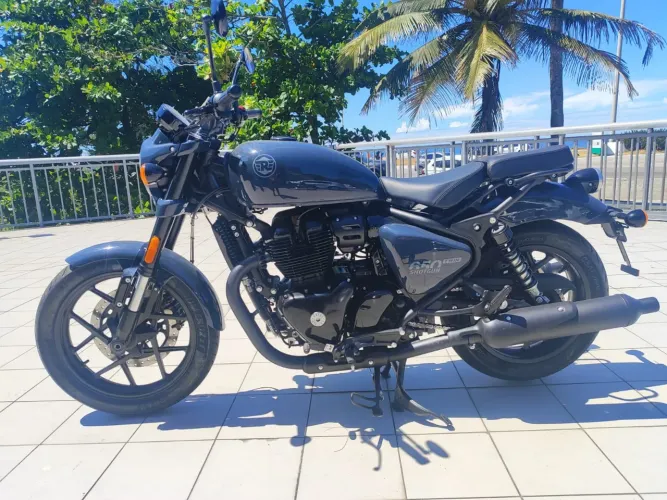 SHOTGUN 650cc/ DAIANA