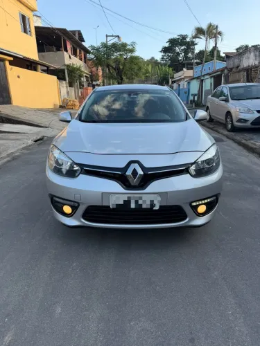 Renault Fluence Sed. Dynamique 2.0 16V Flex Aut. 2016