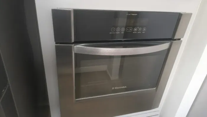 Forno de embutir Electrolux 80lts - Placa queimada