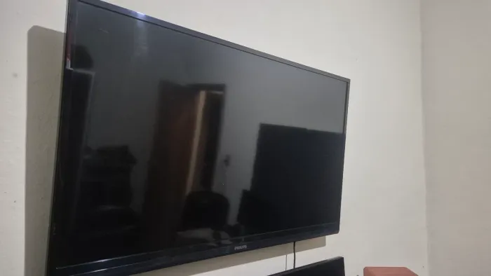 TV Philips 43' (Não é Smart)