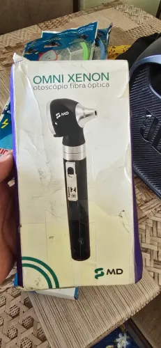 Otoscopio MD , sem uso aberto para teste