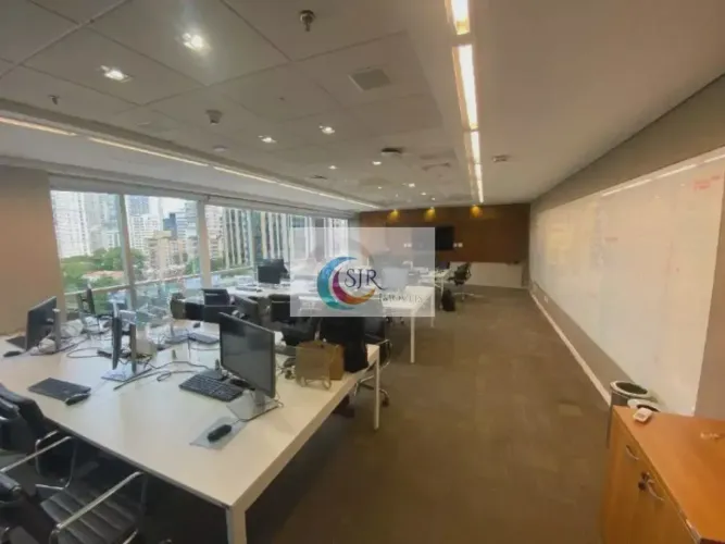 Sala/Conjunto para aluguel possui 600 metros quadrados em Itaim Bibi - São Paulo - SP