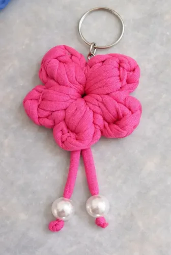 Chaveiro de crochê