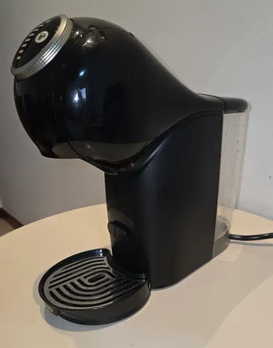 Cafeteira Nescafe Dolce Gusto