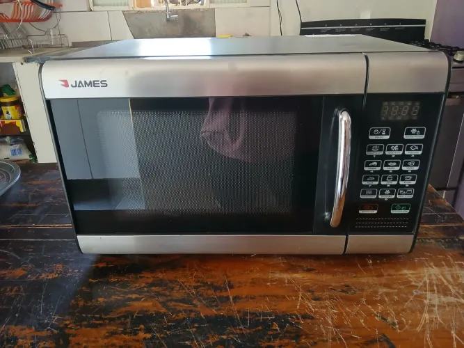 Microondas James 31 litros inox preto