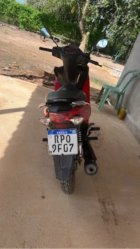 Honda biz 125 ano 2022 modelo 2023 
