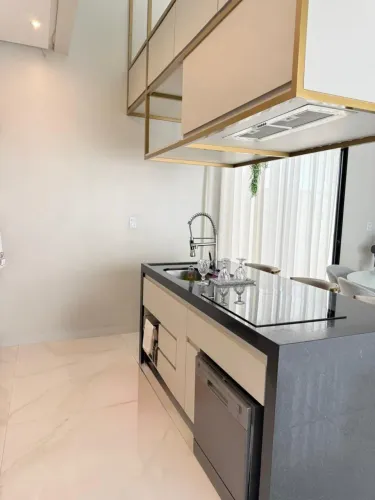 Magnífica Casa Alto Padrão no Jardim Europa - 3 Suítes e Lazer Completo