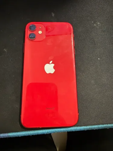 iPhone 11 Red / 128Gb 