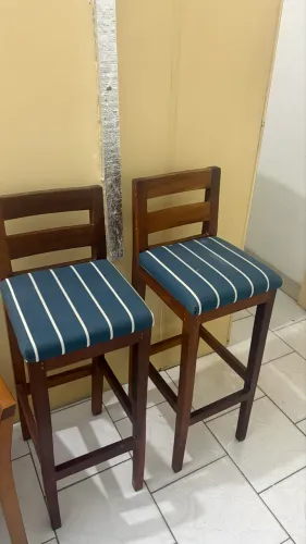 Banqueta de Madeira