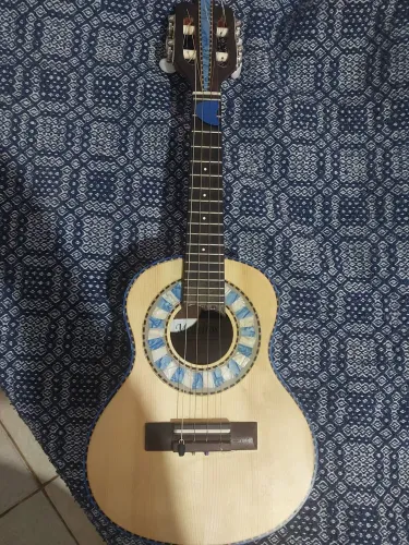 Cavaquinho medeiros....