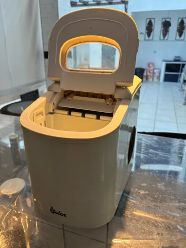 MÁQUINA DE GELO POLAR (ICE MAKER)