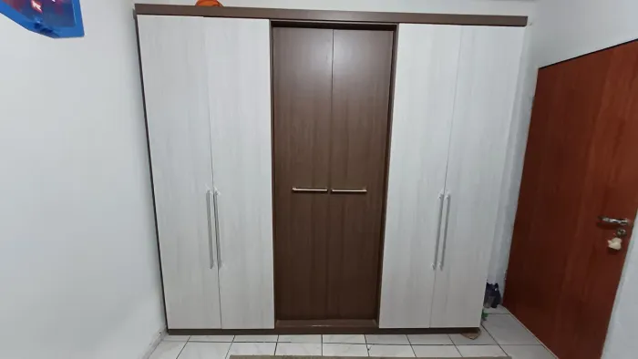 Guarda Roupa 6 Portas