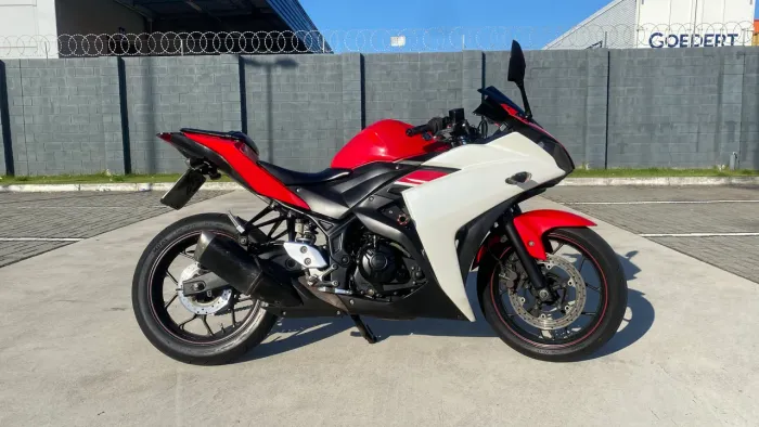 R3 Yamaha 
