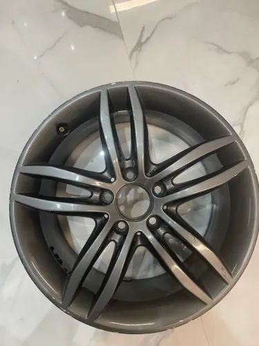 Roda Traseira Mercedes c180 2014