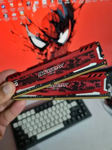 Kit Memoria RAM 16GB DDR4 2x8GB 2400MHz Crucial Ballistix Sport Testada