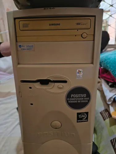 COMPUTADOR POSITIVO