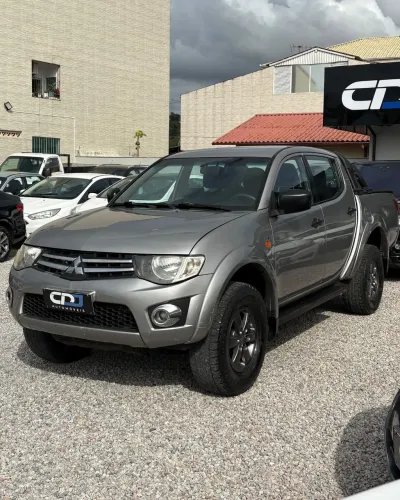 Mitsubishi L200 Triton HLS 2.4 Flex 16V CD Mec. 2016