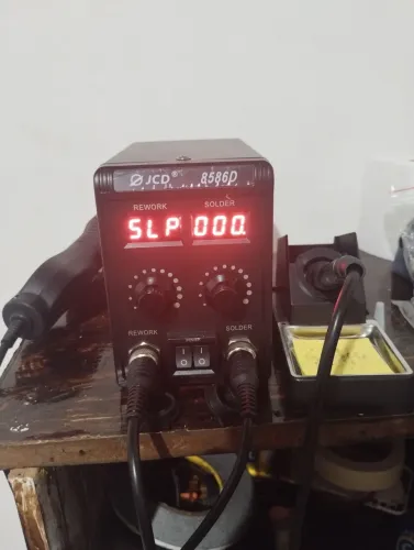 Máquina de solda e retrabalho