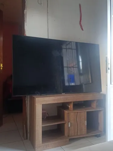 Televisão 65 polegadas