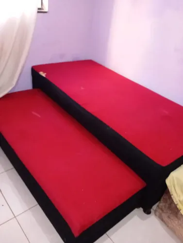 Cama de solteiro mais cama Aux embaixo