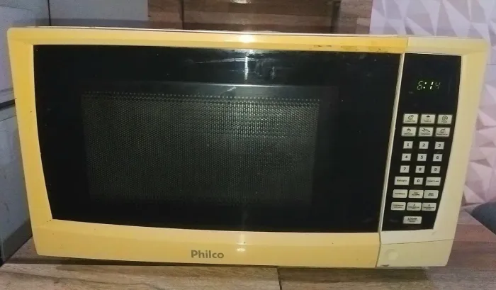 Micro-ondas Philco (Com Defeito)