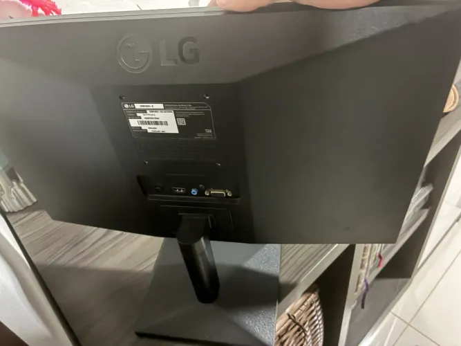 Monitor LG 